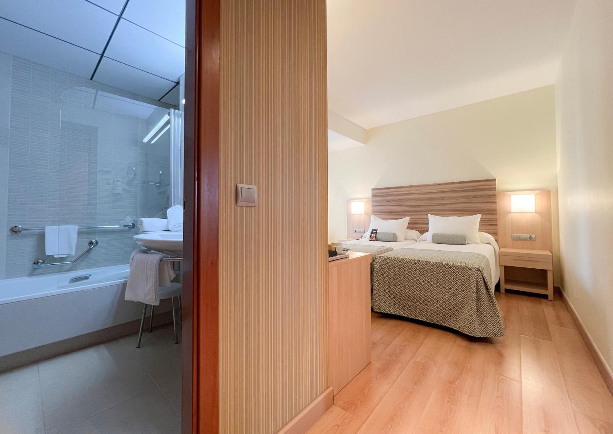 Riviera Beachotel - Adults Recommended Μπένιντορμ Εξωτερικό φωτογραφία