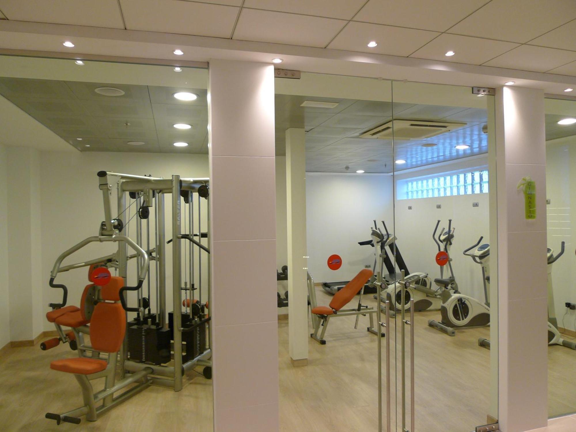 Riviera Beachotel - Adults Recommended Μπένιντορμ Εξωτερικό φωτογραφία